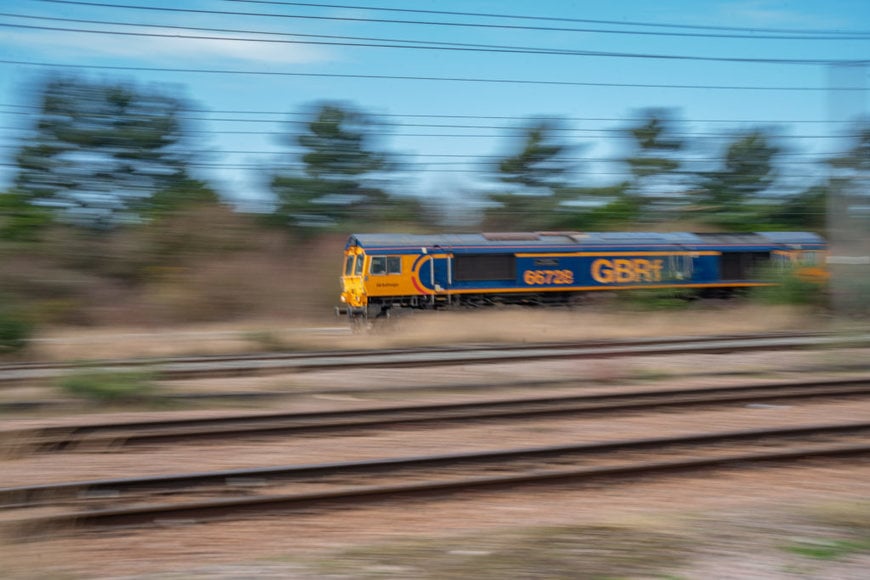 GB Railfreight announces new 10-year locomotive leasing deal with Akiem